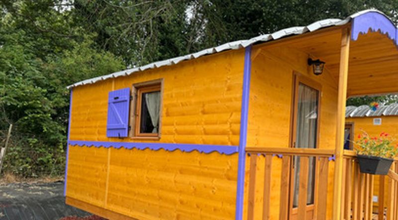 Séjour insolite en roulotte à Carentoir près de la forêt de Brocéliande