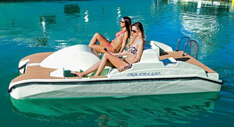 Location de Pédalo sur le Lac d'Annecy à Veyrier-du-Lac