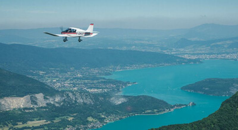 Baptême de l'air au lac d'Annecy et Mont Blanc