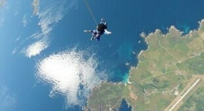 Billet Saut en Parachute sur l''île de Ouessant près de Brest