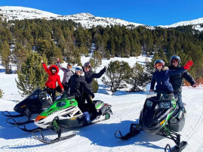 Excursion motoneige depuis Port d'Envalira en Andorre