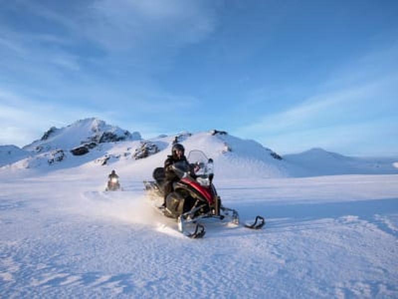 Visite du cercle d'or et motoneige sur le glacier Langjökull depuis Reykjavík
