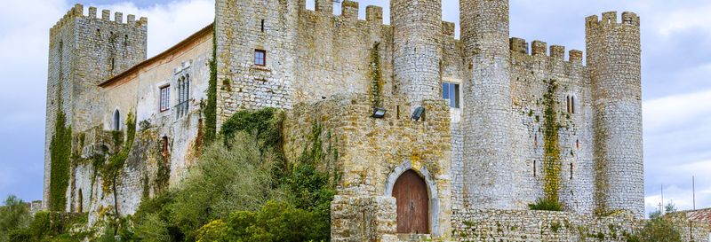 Visite guidée dans Óbidos + dégustation de Ginjinha