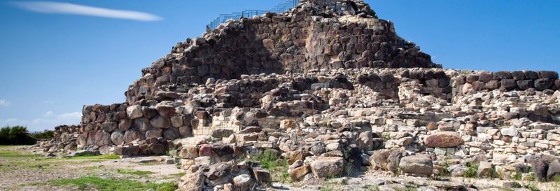 Excursion à Su Nuraxi de Barumini et aux Domus de Janas