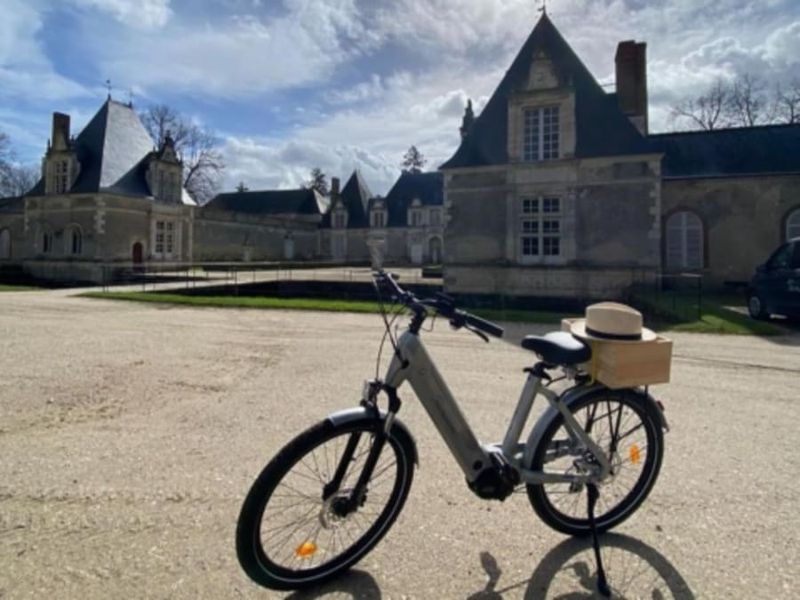 Journée à vélo électrique au château de Chambord depuis Tours