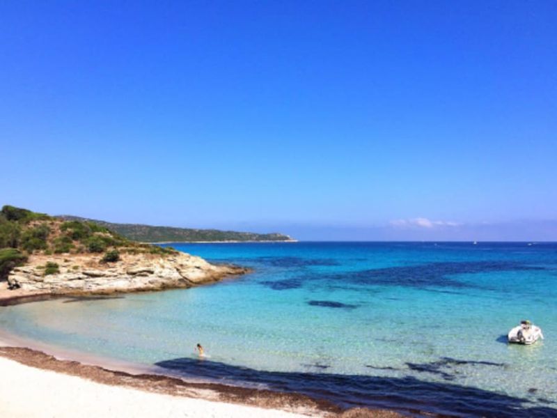 Balade dans le désert des Agriates en semi-rigide depuis Calvi