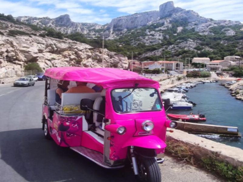 Balade en Tuktuk Notre Dame et petit panier à Marseille (13)