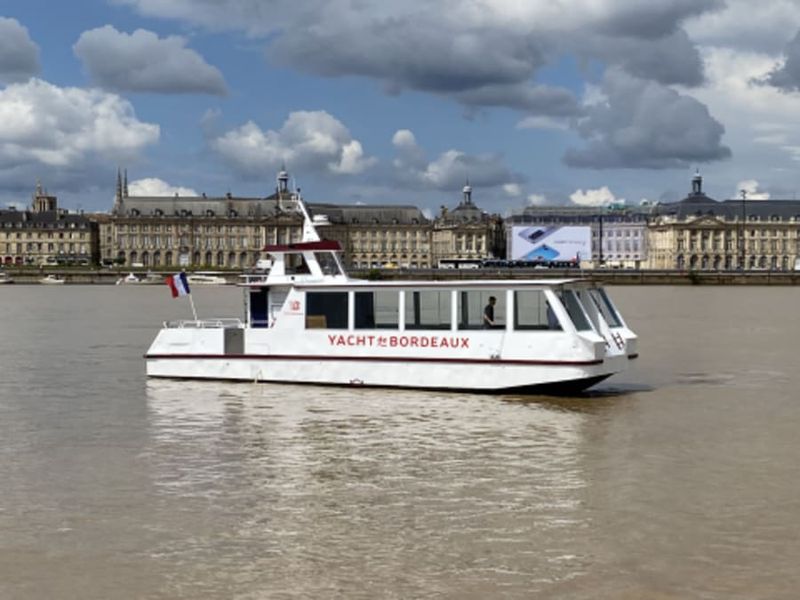 Croisière commentée Bordeaux "Verre de vin & canelé" (33)