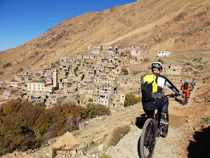 Marrakech : Excursion en VTT dans le parc national du Toubkal avec déjeuner