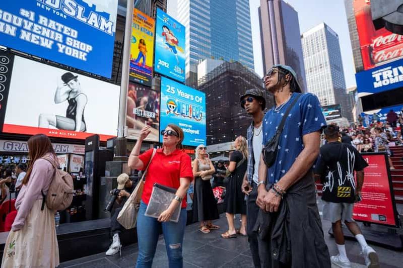 Broadway Backstage : de Times Square au studio