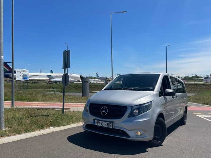 Budapest : Transfert privé de l'aéroport à l'hôtel.