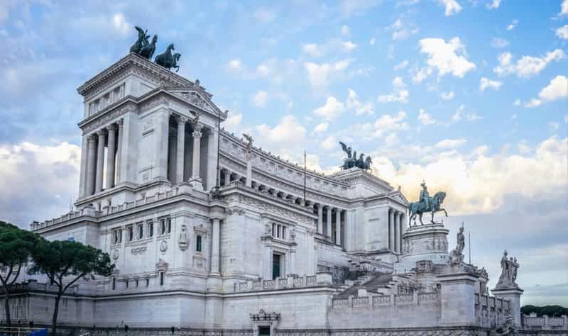 Billet Rome : visite du monument à Victor Emmanuel II et de la colonne de Trajan