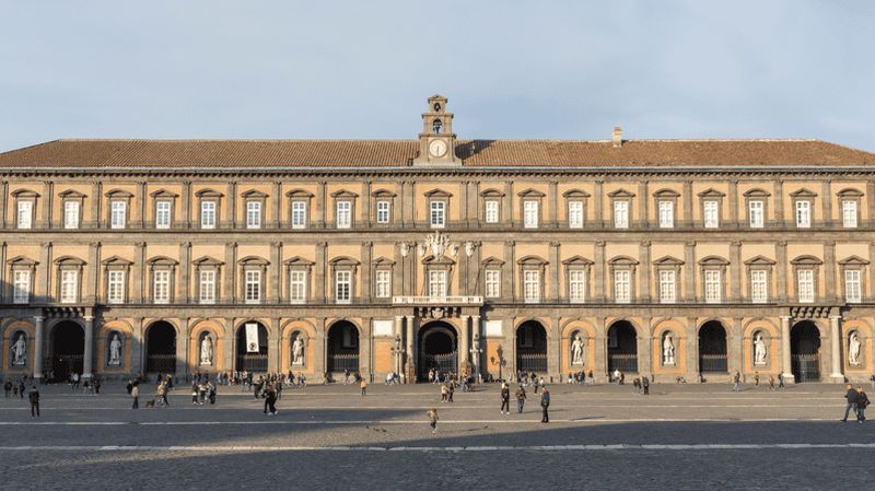 Naples : billet d'entrée au Palais Royal avec audioguide numérique