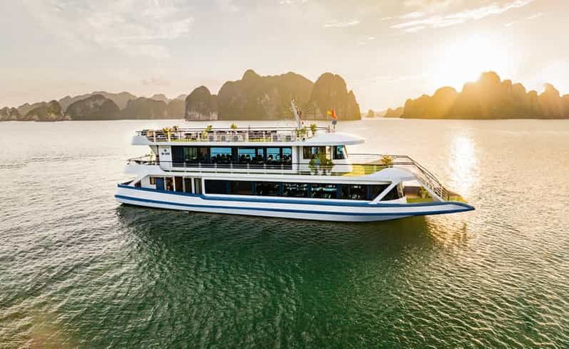 Au départ de Hanoï : croisière 5 étoiles d'une journée dans la baie d'Halong avec déjeuner buffet