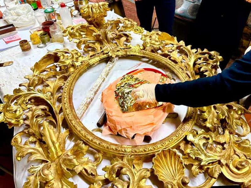 Florence authentique : l'art des artisans entre le Ponte Vecchio et l'Oltrarno