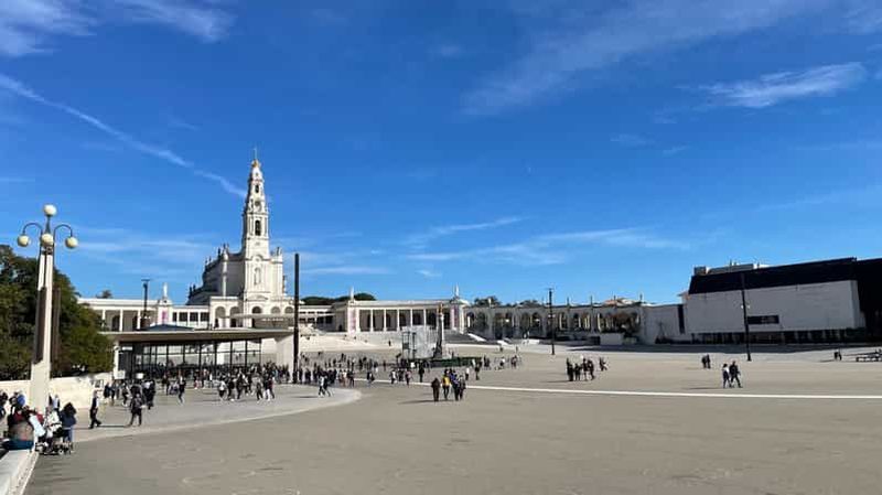 FATIMA NAZARE OBIDOS JOURNÉE COMPLÈTE 9H