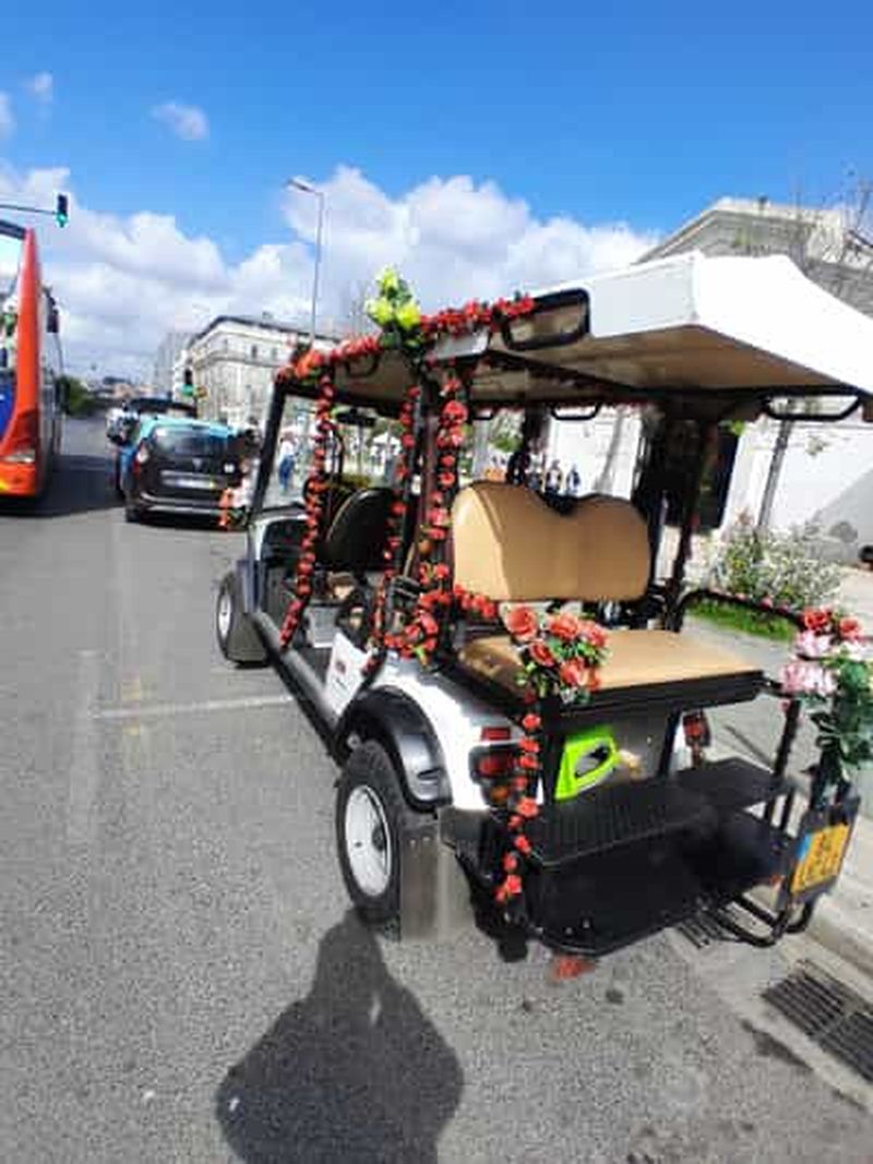 Lisbonne : visite privée de la ville en tuk-tuk écologique