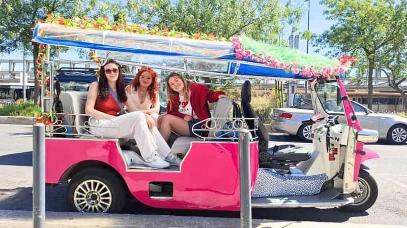 Lisbonne : visite privée en tuk-tuk avec guide