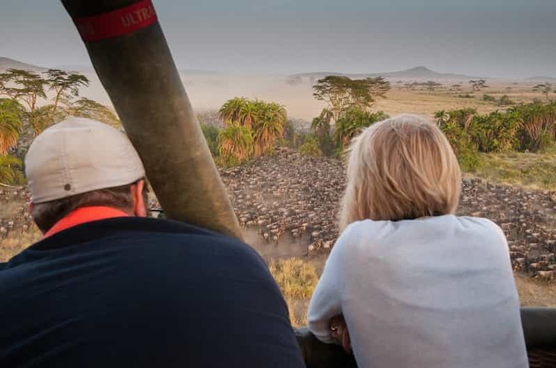 Parc national du Serengeti : Safari en montgolfière à l'aube