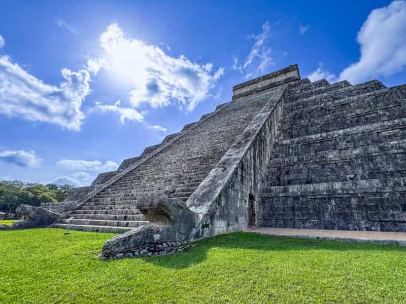 Playa del Carmen : visite matinale de Chichén Itzá avec un guide spécialiste