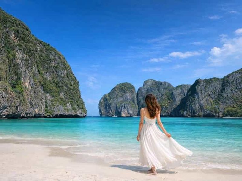 Billet Phi Phi : premier groupe à Maya Bay, sortie en bateau pour éviter la foule