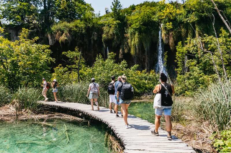 Depuis Split : Visite guidée des lacs de Plitvice avec billets d'entrée