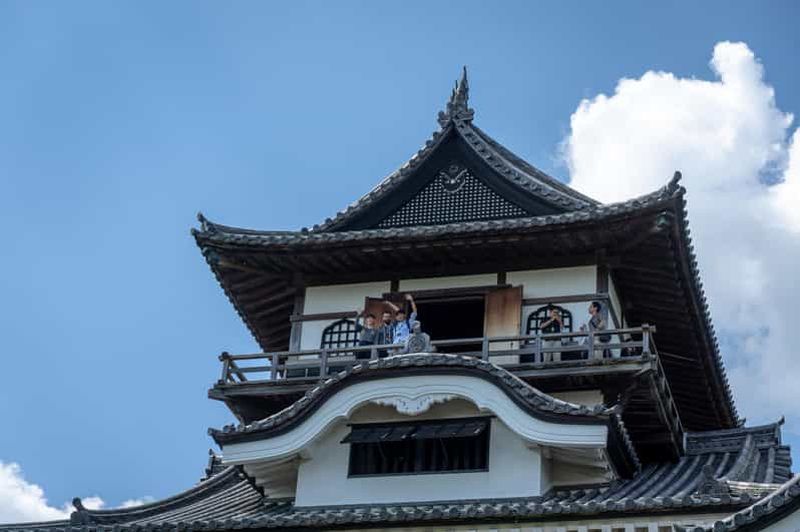 Visite d'une demi-journée depuis Nagoya : château d'Inuyama et thé (petit groupe)