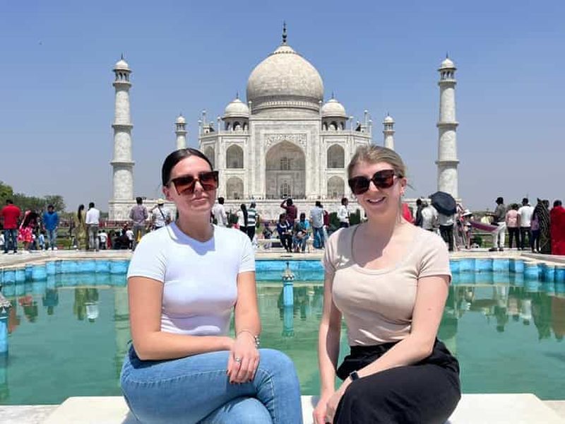 Depuis Delhi : visite privée d'une journée du Taj Mahal et d'Agra avec repas 5 étoiles