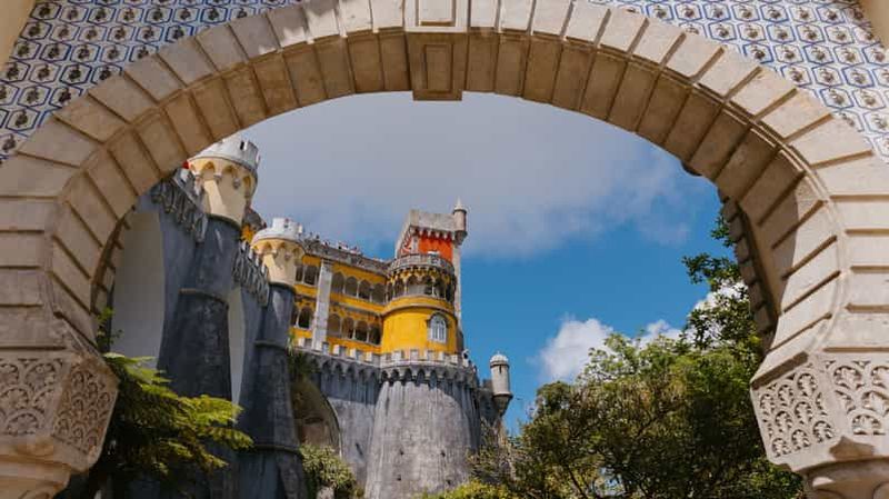 Au départ de Lisbonne : Sintra, Pena, Regaleira, Cabo da Roca et Cascais