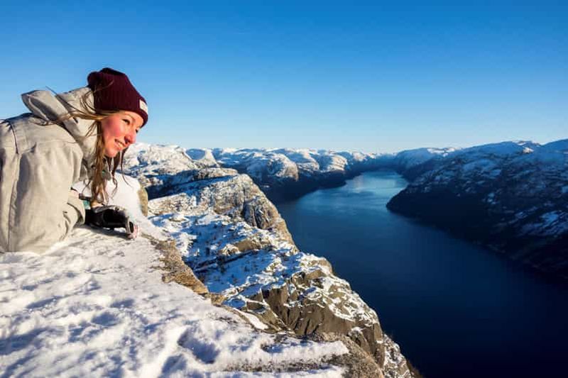 Croisière à Lysefjorden et randonnée guidée à Preikestolen - hiver
