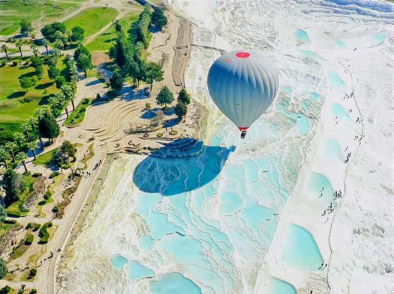 Antalya : Visite de Pamukkale avec montgolfière et déjeuner