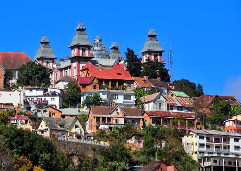 Billet Antananarivo dévoilée : majesté et marchés - Privé