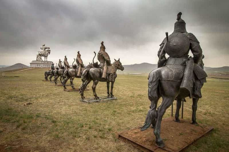 Excursion d'une journée au parc national de Terelj via la statue de Chinggis Khaan