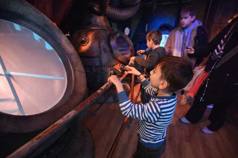 Visite de Bruges pour les enfants : Choco Story et croisière au départ de Paris
