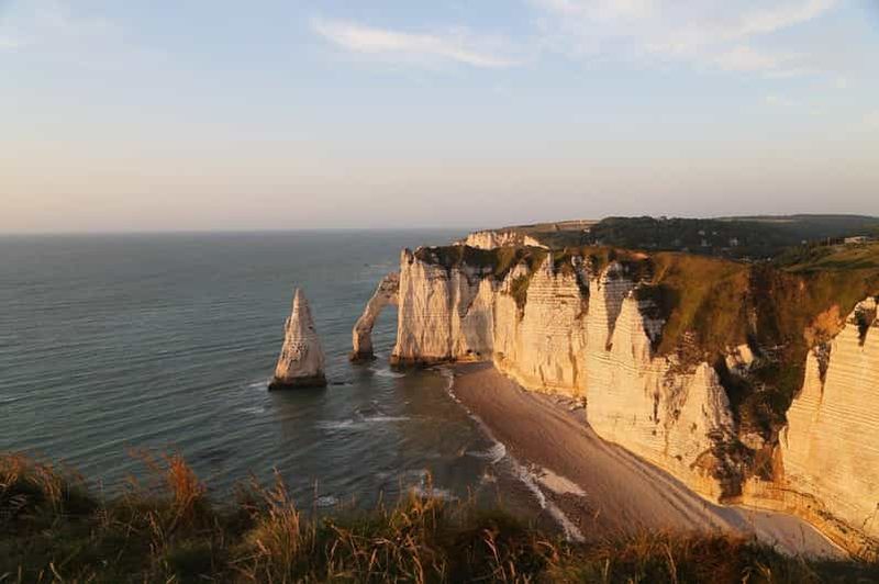 Normandie : Visite guidée des falaises d'Étretat