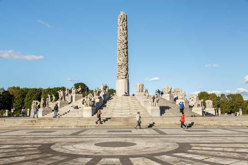 Promenade dans le parc Vigeland avec un habitant d'Oslo
