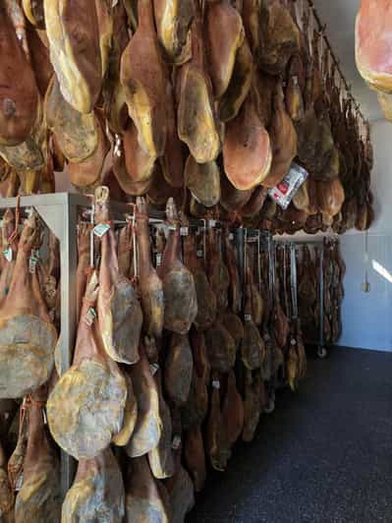 Billet Au départ de Málaga : visite guidée des villages blancs de l’Alpujarra et d’une cave à jambon