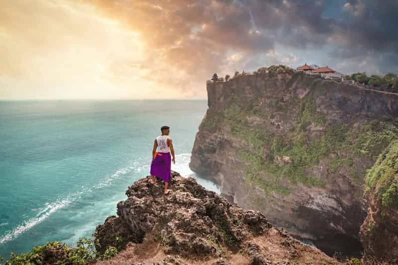 Temple d'Uluwatu au coucher du soleil - spectacle de danse Kecak et dîner de fruits de mer