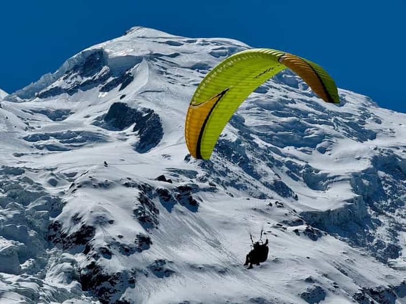 Chamonix : Vol en parapente tandem face au Mont-Blanc