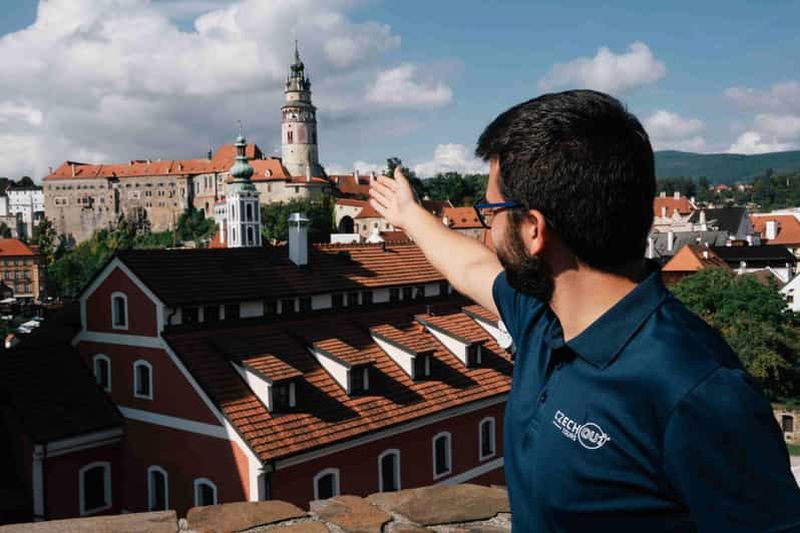 Depuis Prague : visite d'une journée à Český Krumlov et au village de Holašovice