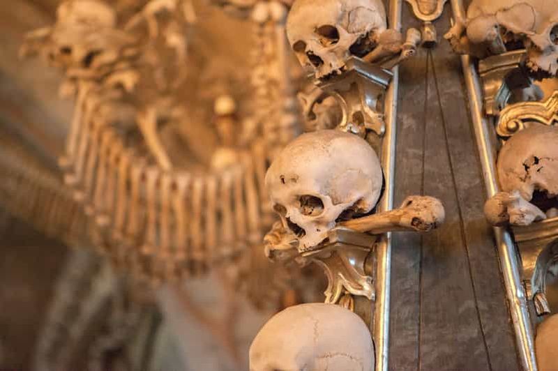 Au départ de Prague : Visite du site de Kutna Hora (UNESCO) et de la chapelle des ossements
