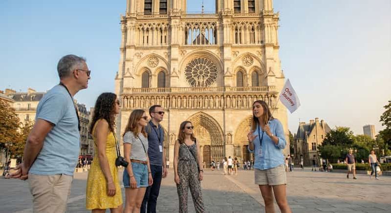 Paris : visite guidée de l'intérieur et de l'extérieur de la cathédrale Notre-Dame