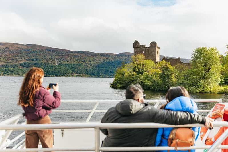 Depuis Inverness : visite d'une journée en petit groupe au Loch Ness avec croisière