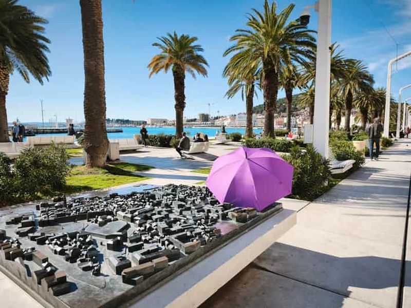 Visite à pied du palais de Dioclétien et de la vieille ville en petit groupe