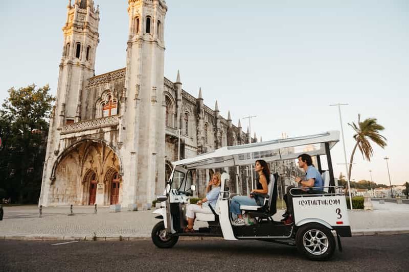 Lisbonne : Visite privée de la ville par un expert en Eco Tuk Tuk