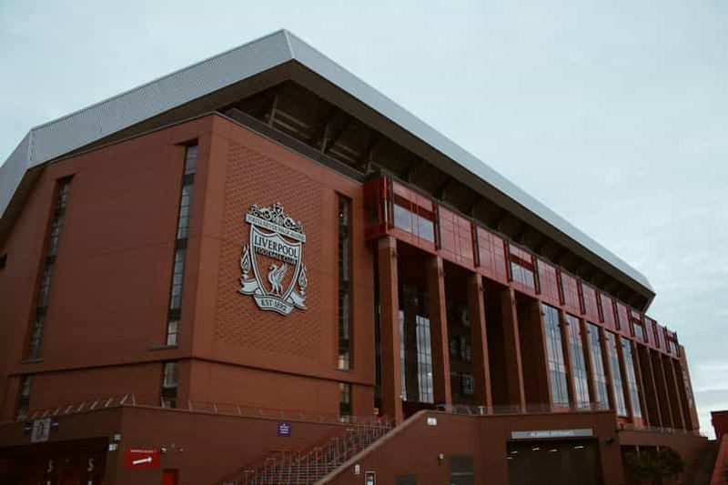 Visite du stade et du musée du Liverpool FC + livre numérique exclusif pour les supporters