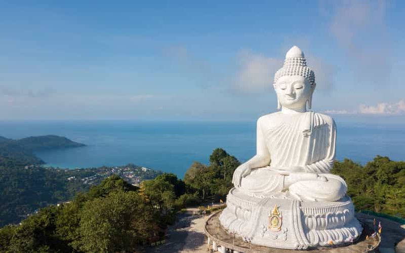 Phuket : Baie de Chalong, rhum et Big Buddha : visite privée d'une demi-journée