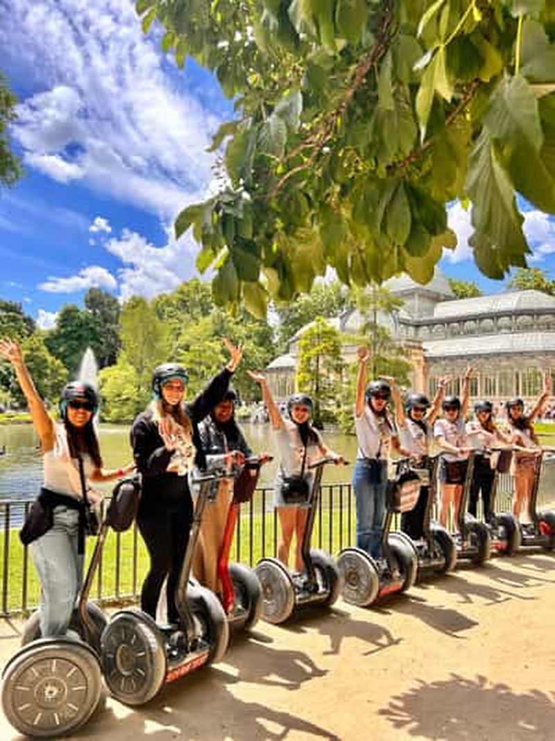 Madrid : Visite en Segway de l'emblématique parc du Retiro