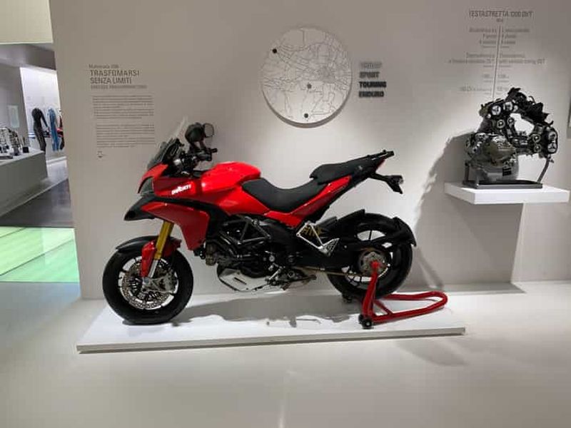 Ducati, Lamborghini Usines+Musées, Ferrari Museum+Lunch