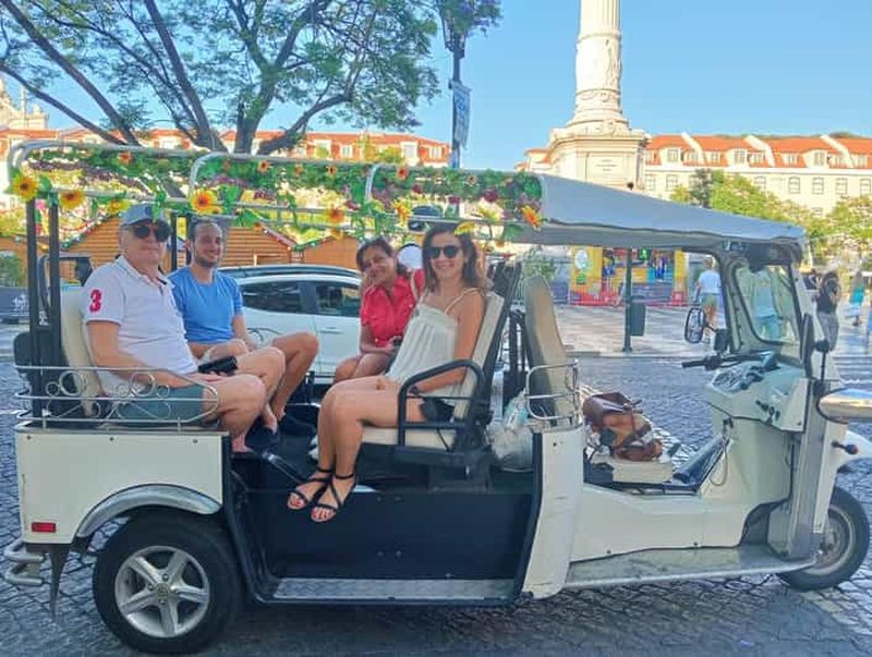 Lisbonne : visite touristique privée de 3 heures en tuk-tuk.